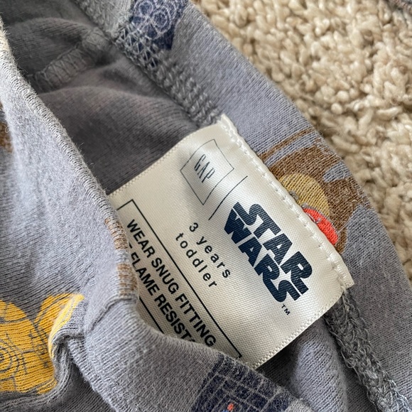 Gap Star Wars toddler boy gray long sleeve and pants pajamas size 3T - Picture 7 of 7